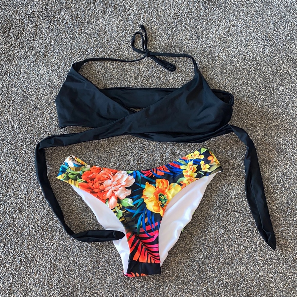 Women’s Bikini